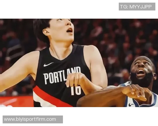 杨瀚森赛季初展现出色表现生活中也逐渐融入团队氛围